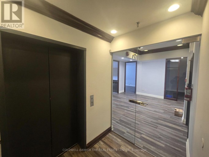 3/300 - 5025 ORBITOR DRIVE, Mississauga (Airport Corporate), Ontario, L4W4Y5