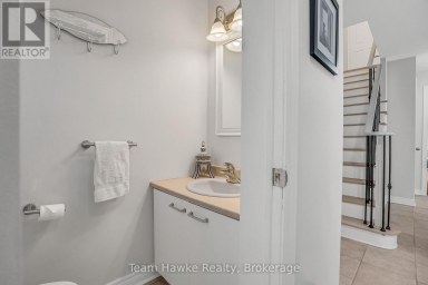 15 WHITE BOULEVARD Vaughan (Brownridge) Ontario photo 12