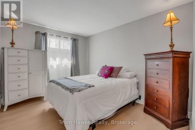 15 WHITE BOULEVARD Vaughan (Brownridge) Ontario photo 18