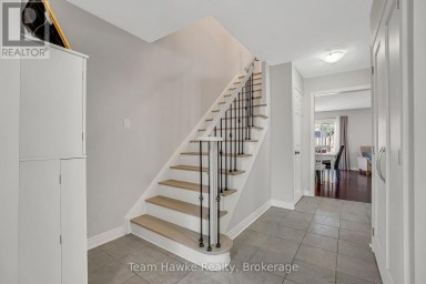 15 WHITE BOULEVARD Vaughan (Brownridge) Ontario photo 3