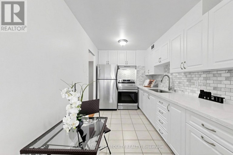 1410 - 455 SENTINEL ROAD, Toronto (York University Heights), Ontario, M3J1V5