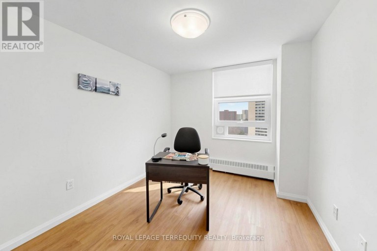 1410 - 455 SENTINEL ROAD, Toronto (York University Heights), Ontario, M3J1V5