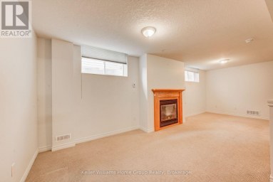 8 PRICE STREET Guelph (Victoria North) Ontario photo 27