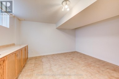 8 PRICE STREET Guelph (Victoria North) Ontario photo 33