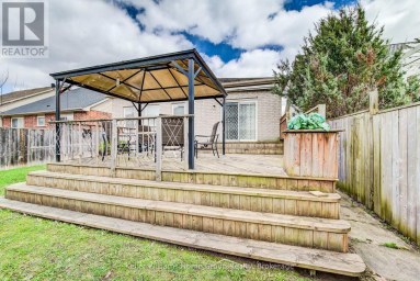8 PRICE STREET Guelph (Victoria North) Ontario photo 45