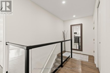 20 - 215 NORTH CENTRE ROAD London North (North B) Ontario photo 24