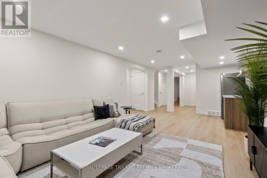 20 - 215 NORTH CENTRE ROAD London North (North B) Ontario photo 27