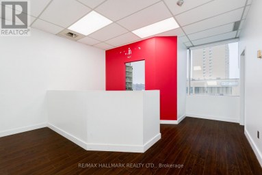 201 - 3420 FINCH AVENUE E Toronto (L'Amoreaux) Ontario photo 2