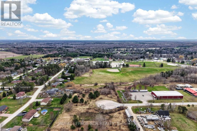 11 GREENGAGE ROAD, Clearview (New Lowell), Ontario, L0M1N0