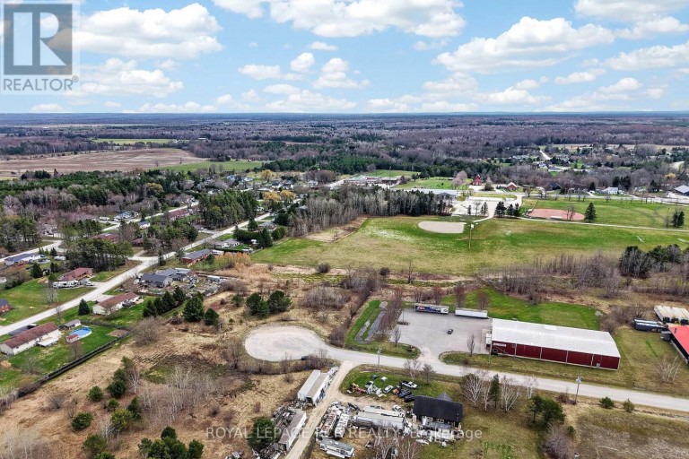 11 GREENGAGE ROAD, Clearview (New Lowell), Ontario, L0M1N0