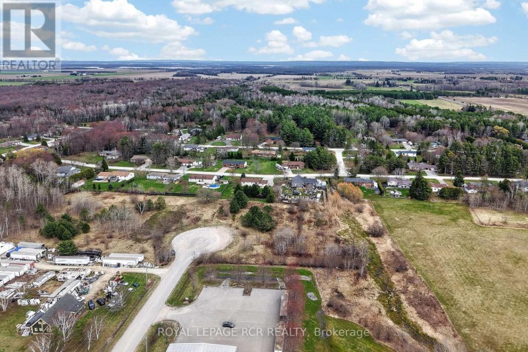 11 GREENGAGE ROAD, Clearview (New Lowell), Ontario, L0M1N0