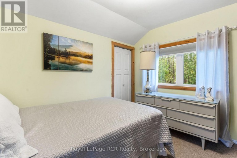 183 LAKESHORE ROAD, Georgian Bluffs, Ontario, N0H2T0