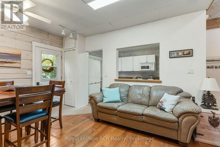 183 LAKESHORE ROAD, Georgian Bluffs, Ontario, N0H2T0