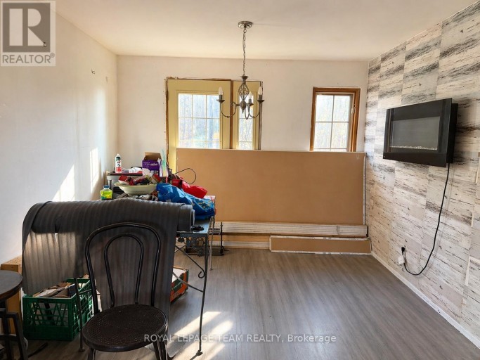 6 GRANNY LANE, Killaloe, Hagarty and Richards, Ontario, K0J2A0