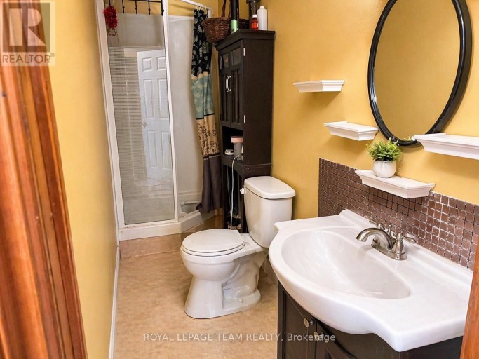 6 GRANNY LANE, Killaloe, Hagarty and Richards, Ontario, K0J2A0