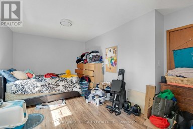 184 BORLAND STREET E Orillia Ontario photo 12