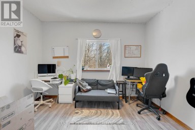 184 BORLAND STREET E Orillia Ontario photo 15