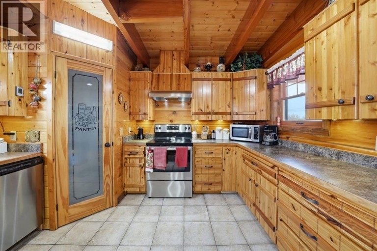 13 Destini Drive, White Sands, Alberta, T0C3G0