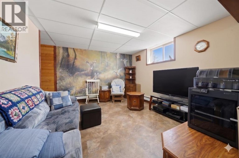 13 Destini Drive, White Sands, Alberta, T0C3G0