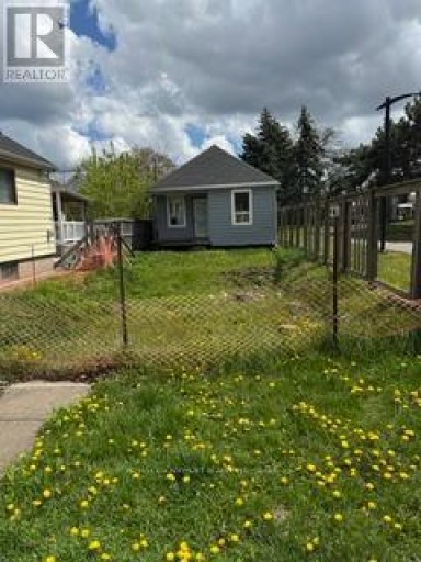230 COPE STREET, Hamilton (Homeside), Ontario, L8H5B5