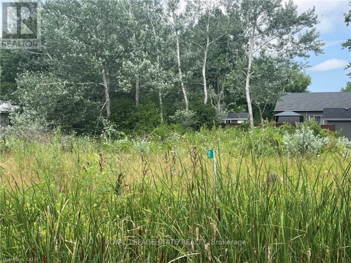 17 DICKHOUT ROAD, Haldimand (Dunnville), Ontario, N0A1K0
