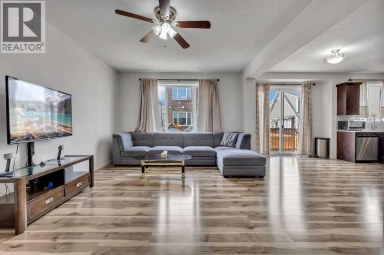 44 Cityside Rise NE Calgary Alberta photo 3