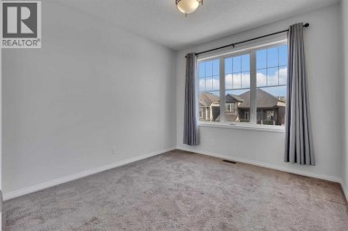 44 Cityside Rise NE Calgary Alberta photo 35
