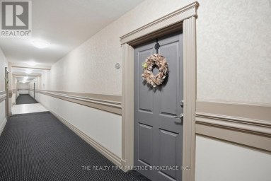 207 - 1030 CORONATION DRIVE London North (North I) Ontario photo 7