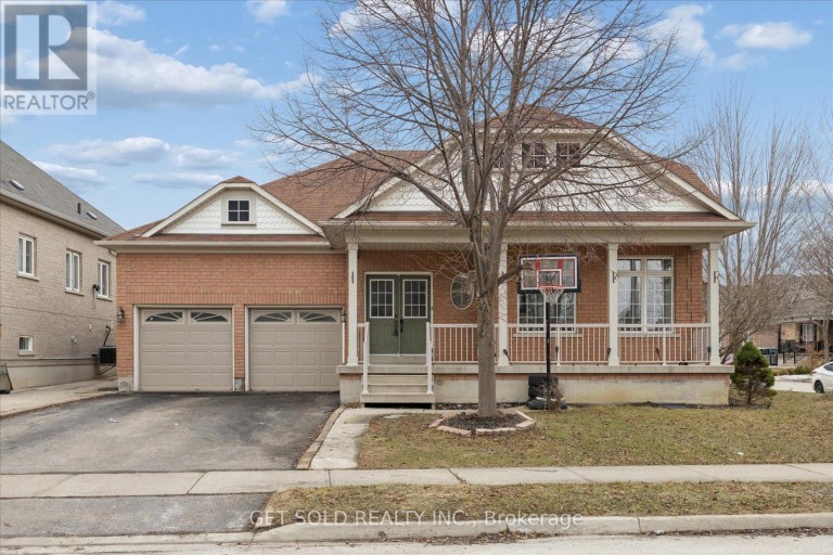 16 DEERCHASE ROAD, Brampton (Bram East), Ontario, L6P2L4