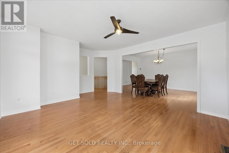 16 DEERCHASE ROAD, Brampton (Bram East), Ontario, L6P2L4