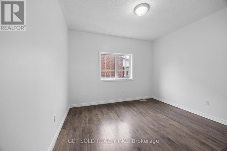16 DEERCHASE ROAD, Brampton (Bram East), Ontario, L6P2L4