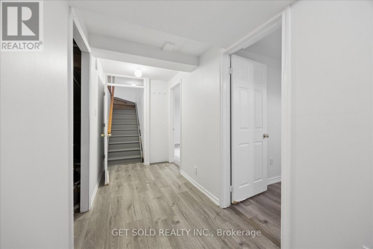 16 DEERCHASE ROAD, Brampton (Bram East), Ontario, L6P2L4