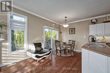 2392 ASIMA DRIVE London South (South U) Ontario photo 12