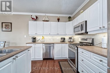 2392 ASIMA DRIVE London South (South U) Ontario photo 15