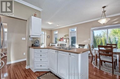2392 ASIMA DRIVE London South (South U) Ontario photo 17