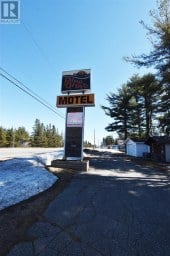1515 Trunk RD Sault Ste. Marie Ontario photo 2