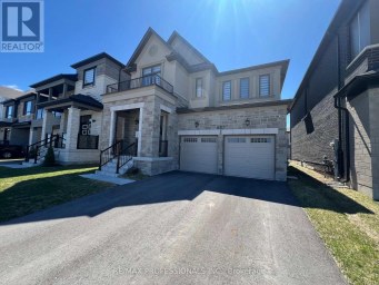 687 LAMB STREET Innisfil Ontario photo 1