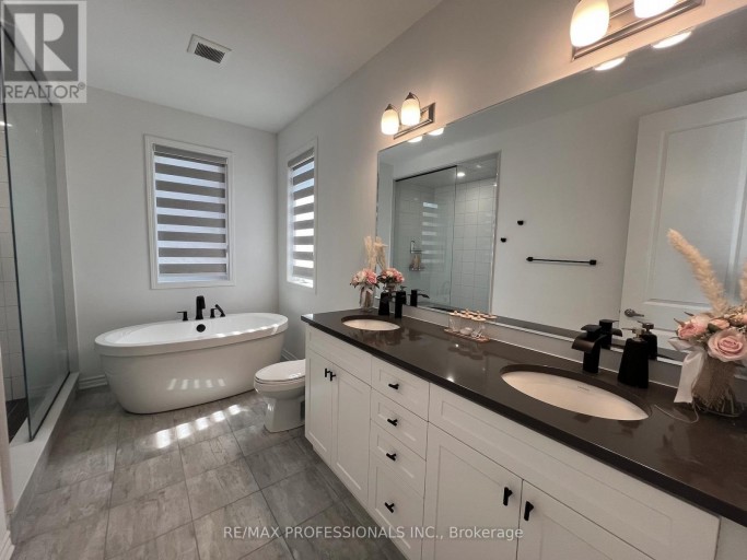 687 LAMB STREET, Innisfil, Ontario, L9S0R7