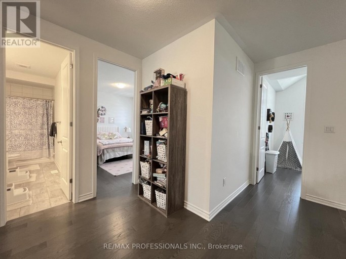 687 LAMB STREET, Innisfil, Ontario, L9S0R7