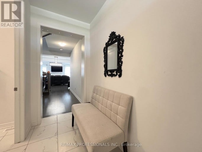 687 LAMB STREET, Innisfil, Ontario, L9S0R7