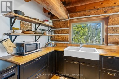 126 MCKAGUE ROAD Northern Bruce Peninsula Ontario photo 10