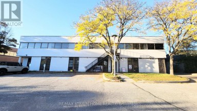 4125 LAWRENCE AVENUE E Toronto (West Hill) Ontario photo 3
