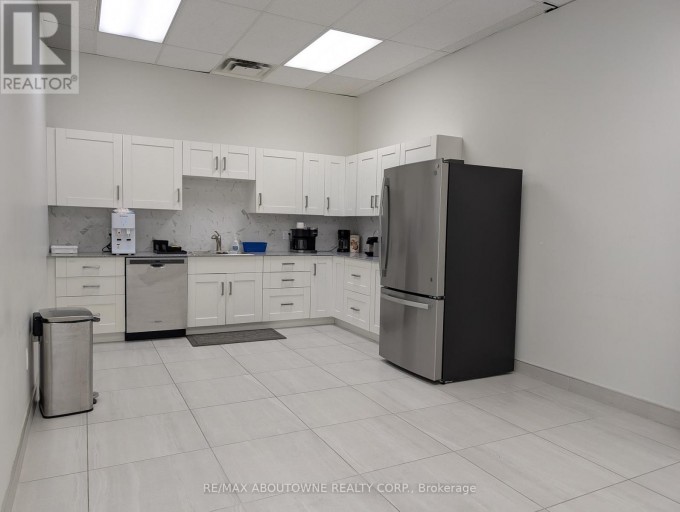 F7 - 1273 NORTH SERVICE ROAD E, Oakville (QE Queen Elizabeth), Ontario, L6H1A7