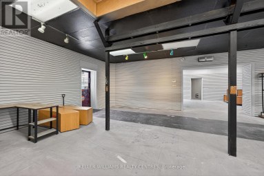 384 QUEEN STREET Peterborough (Town Ward 3) Ontario photo 6