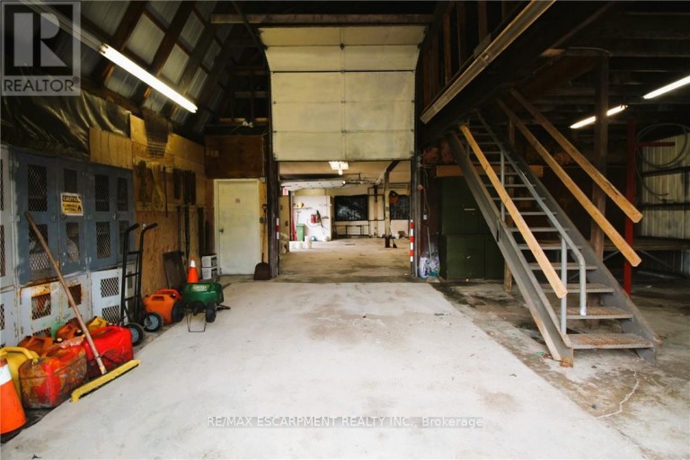 WAREHOUSE - 481 GARNER ROAD E, Hamilton (Ancaster), Ontario, L9G3K9