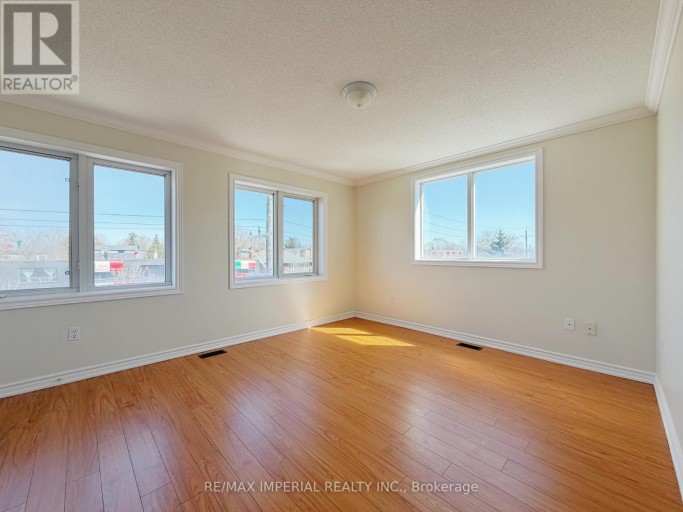 621A THE QUEENSWAY, Toronto (Stonegate-Queensway), Ontario, M8Y1K4