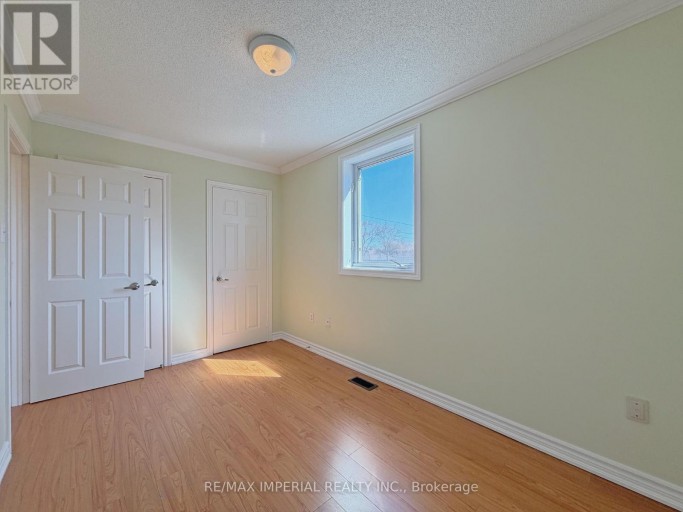 621A THE QUEENSWAY, Toronto (Stonegate-Queensway), Ontario, M8Y1K4
