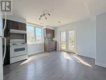 621A THE QUEENSWAY Toronto (Stonegate-Queensway) Ontario photo 9