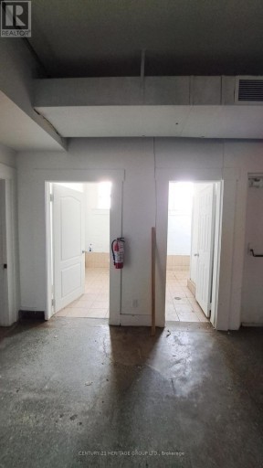 248 QUEEN STREET E, Toronto (Moss Park), Ontario, M5A1S3