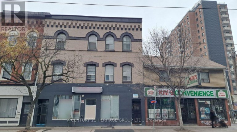 248 QUEEN STREET E, Toronto (Moss Park), Ontario, M5A1S3
